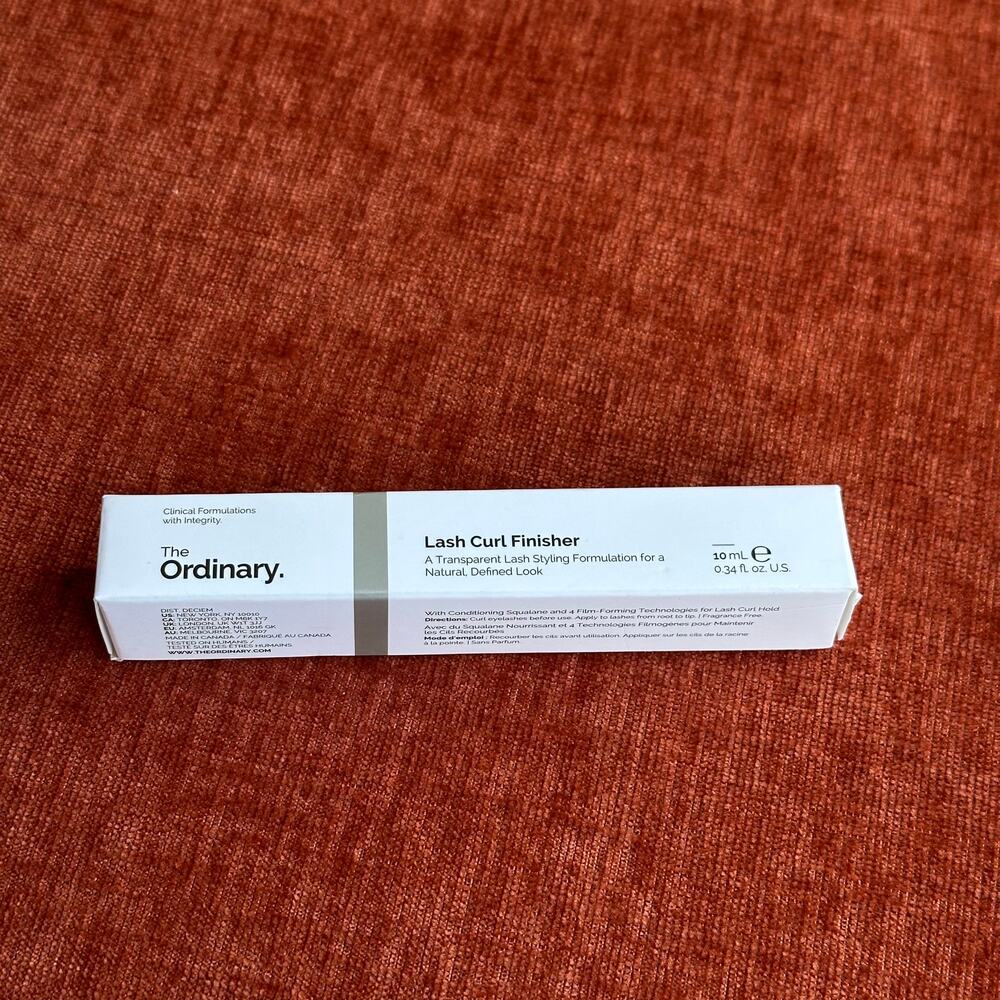 The Ordinary Lash Curl Finisher - Picture 5 of 6